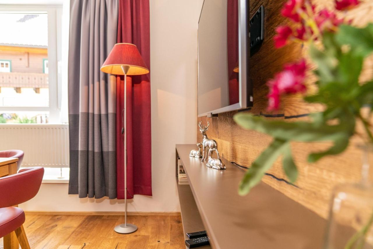 Apartments Greisslerei Айх Екстериор снимка